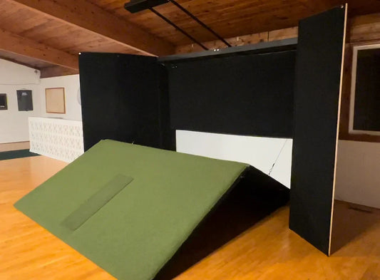 Murphy Golf Simulator Enclosure Retracting