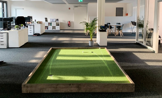 featured Image for PuttView P8 Indoor Putting Green