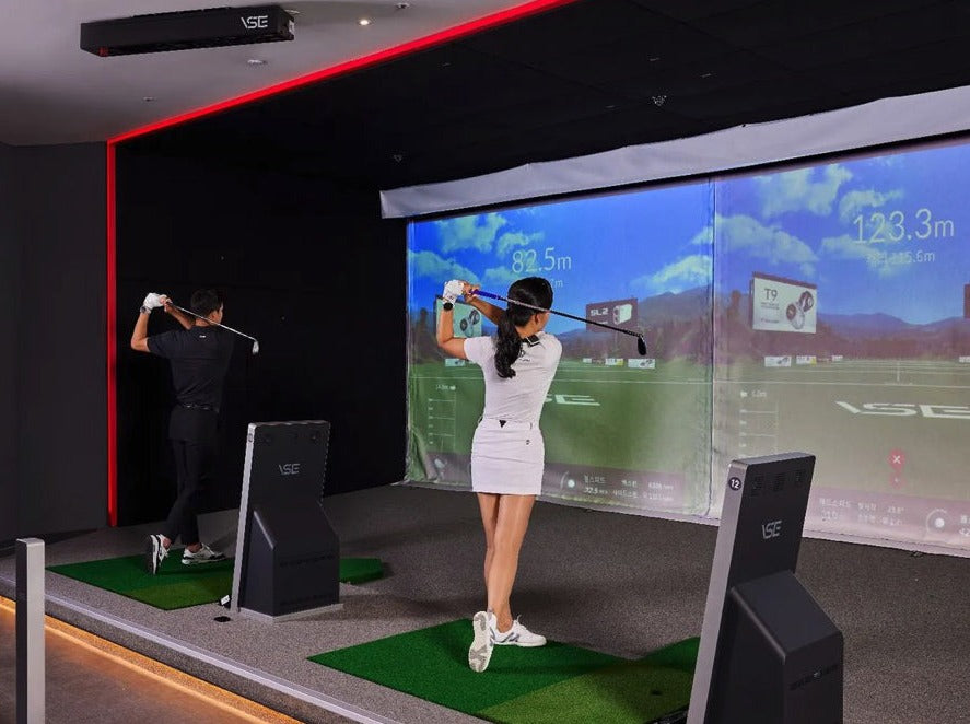 Voice Caddie VSE Launch Monitor & Kiosk