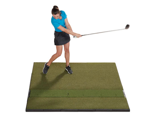 FiberBuilt Grass Series Studio Mat 7' x 6' side view with golfer swing