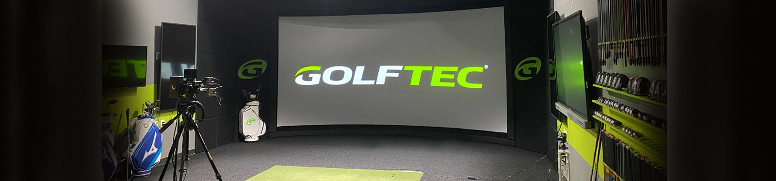 Golf Tech Curved Screen