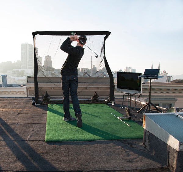 Net Return Pro Series Golf Hitting Net On City Rooftop