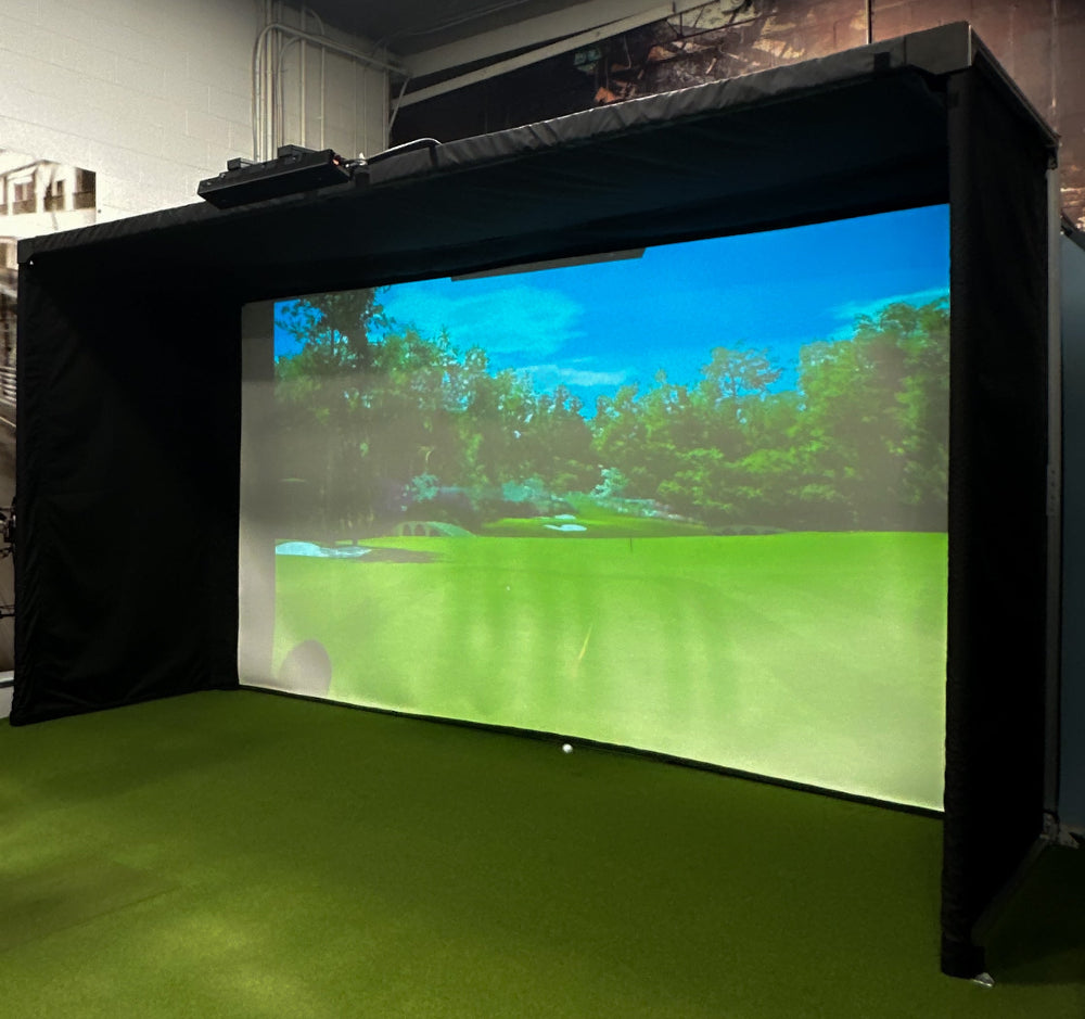 Sportscreen Parlor 16H with golf course on the screen