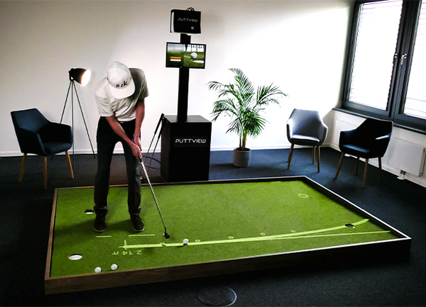 Put View PuttView P7 Indoor Putting Green & Simulator